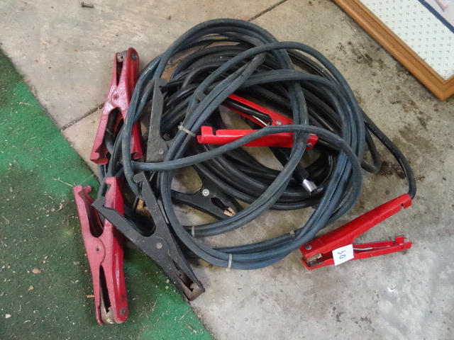 lot 30 image: 2 sets of jumper cables...