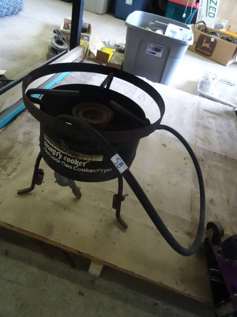 lot 58 image: Brinkman country cooker outdoor gas...