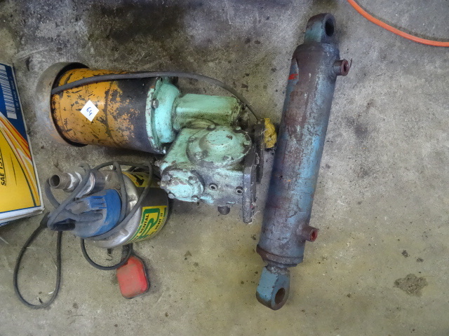 lot 64 image: GE electric motor with 90 degree ge...