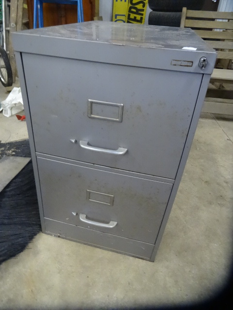 lot 210 image: 15 metal 2 drawer file cabinet
