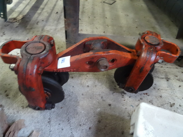 lot 102 image: CA trolley 25-12-10...