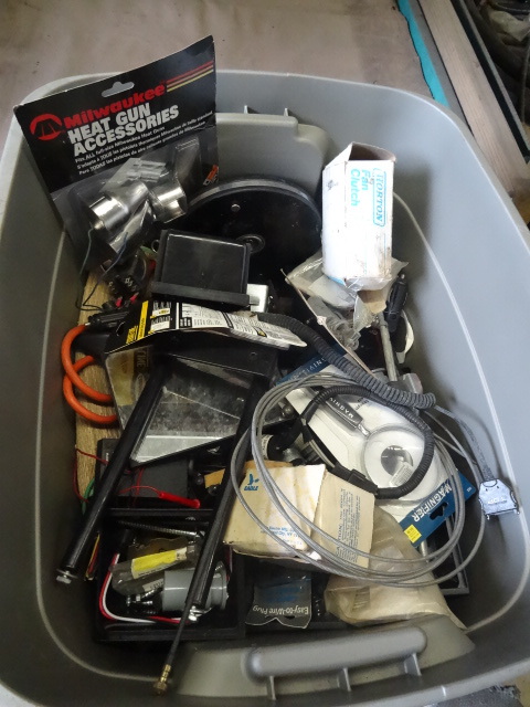 lot 125 image: Bin of misc good items....