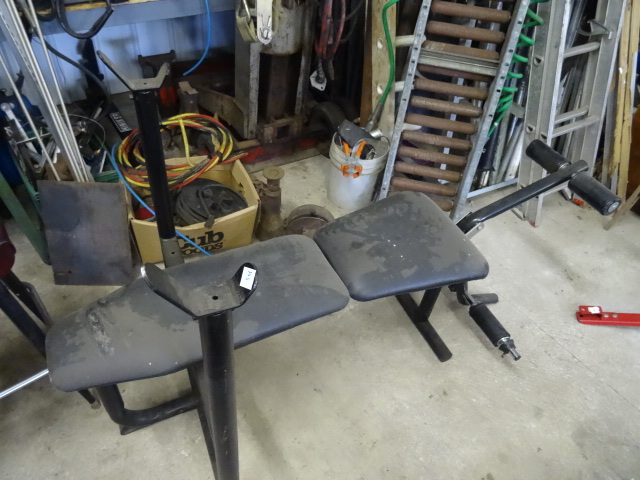 lot 143 image: Weight bench with bar bell. 2 hand ...