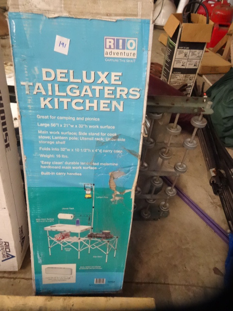 lot 191 image: Rio adventure deluxe tailgaters kit...