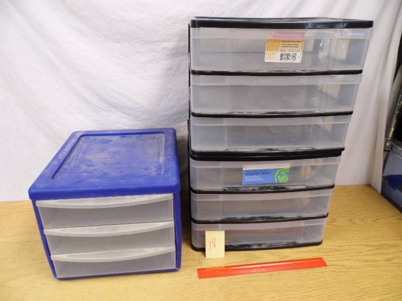 lot 18 image: Lot of 4 Organizers