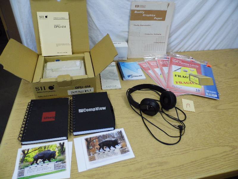lot 19 image: Thermal Printer - Headphones - Labels