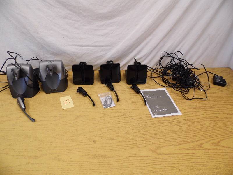 lot 29 image: Wireless Phone Headsets - Answering Machine