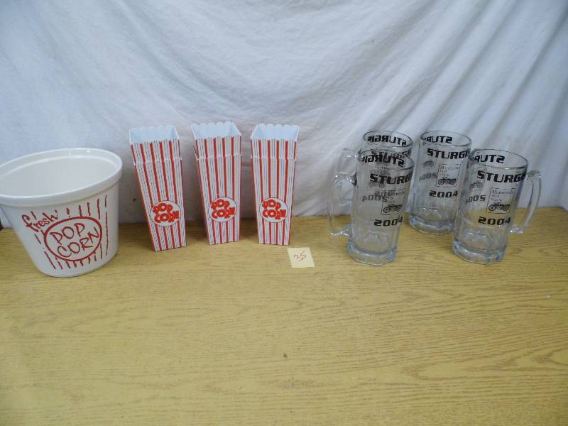 lot 35 image: Popcorn Set - Sturgis Mugs
