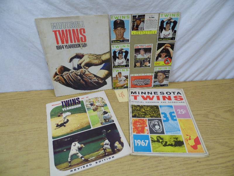 lot 48 image: 1964 1967 Minnesota Twins Yearbooks - Programs
