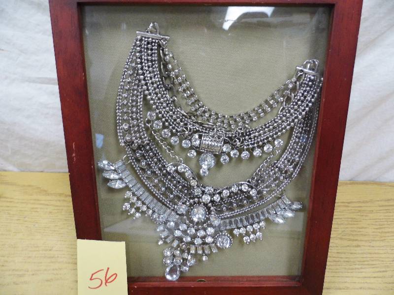 lot 56 image: Rhinestone Necklace