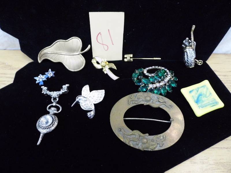 lot 81 image: Pins