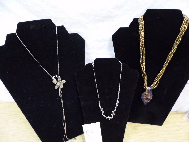 lot 84 image: 3 Rhinestone Necklace w Bracelet
