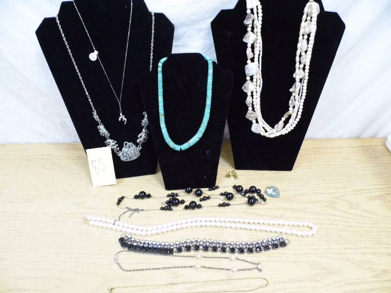 lot 88 image: Necklaces