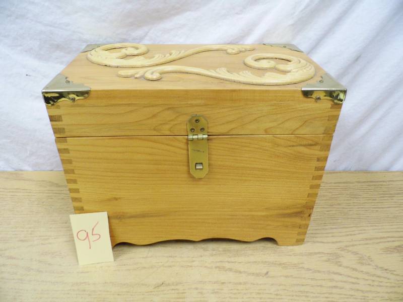 lot 95 image: Wooden Box