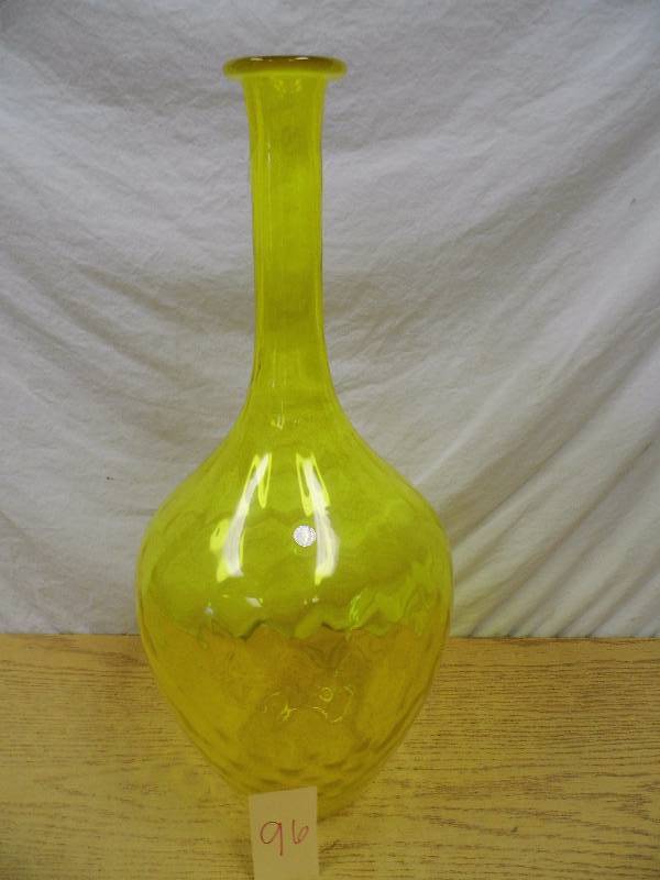 lot 96 image: Vase