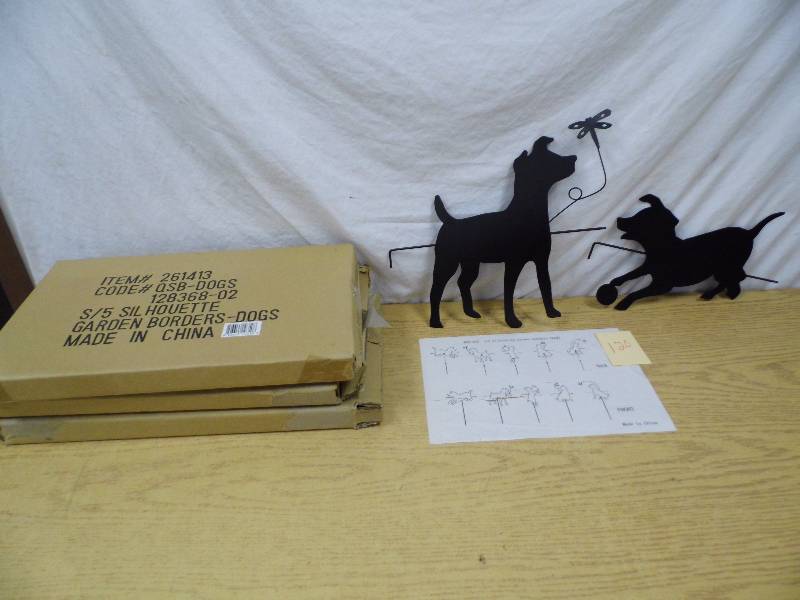lot 120 image: 3 Boxes of 5 each Box Dog Silhoutte Border