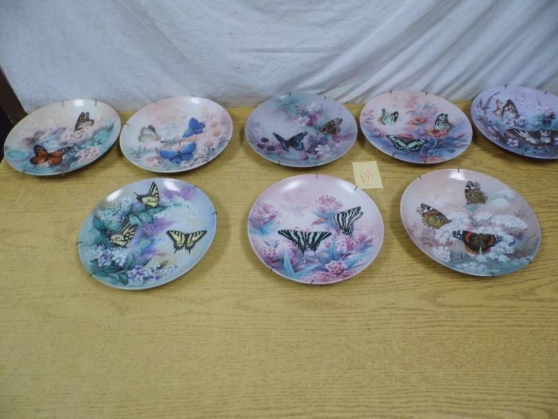 lot 138 image: Butterfly Plates
