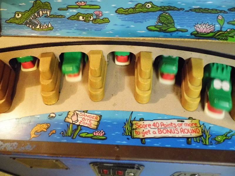 lot 160 image: Wacky Gator Game