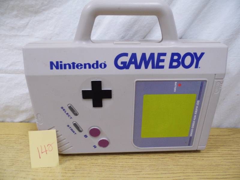 lot 142 image: Nintendo Game Boy