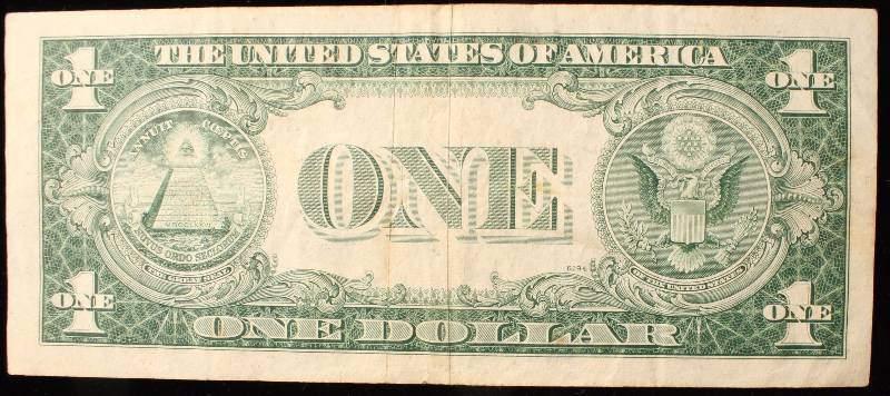 1935E BLUE SEAL $1 SILVER CERTIFICATE VF