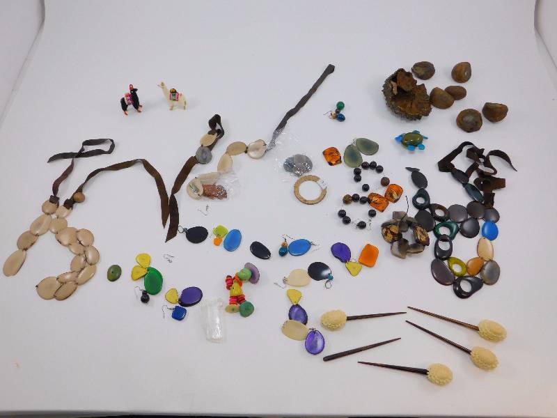 Lot of Various Jewelry & Unique Items