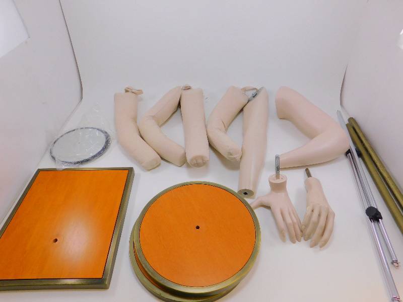 Lot of Accessories for Mannequins