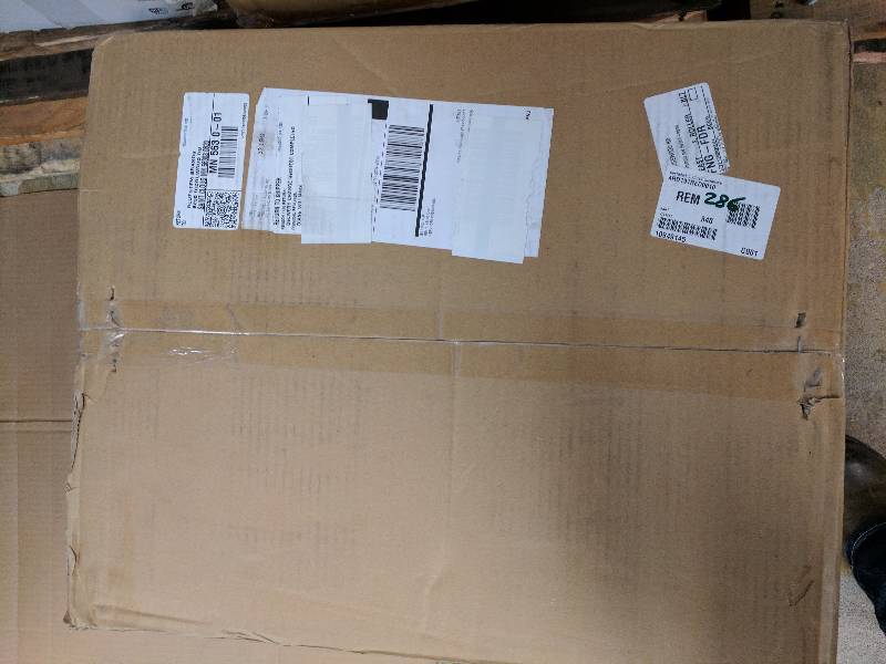 Chef�s Mark 0.9 Cu. Ft. 900-Watt Microwave Oven Red