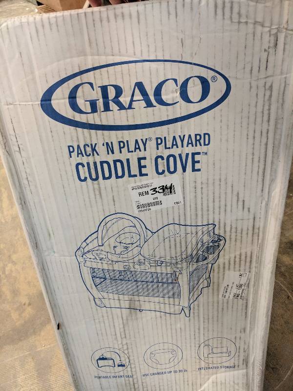 Graco Rittenhouse Pack �n Play with Cuddle Cove
