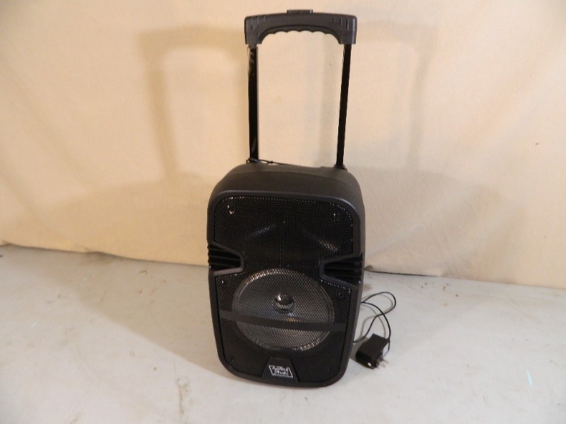 lot 32 image: New Portable Top Tech Audio SpeakerRadioBluetooth