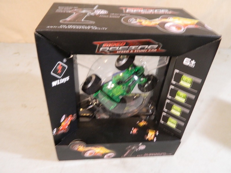 lot 40 image: New Sided Racing Speed and Stunt Car