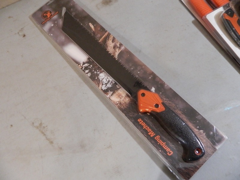 lot 86 image: New Camping Machete