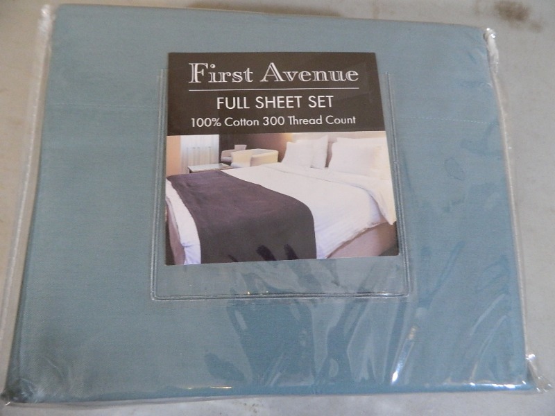 lot 97 image: New Full Sheet Set
