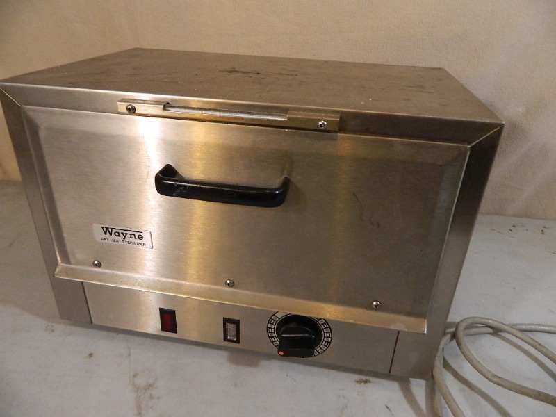 lot 115 image: Wayne Autoclave