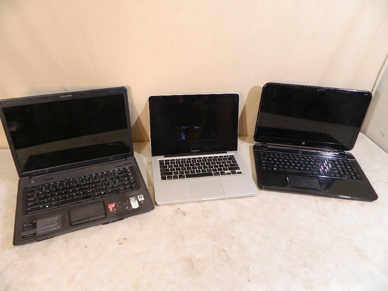 lot 122 image: 3 Assorted Laptops