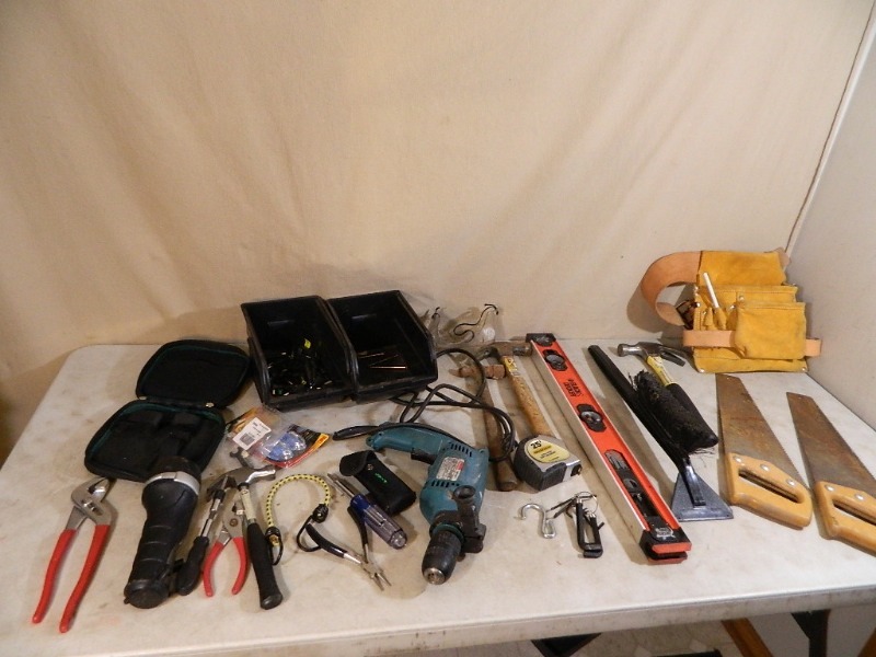 lot 138 image: Tools and Shop Supplies