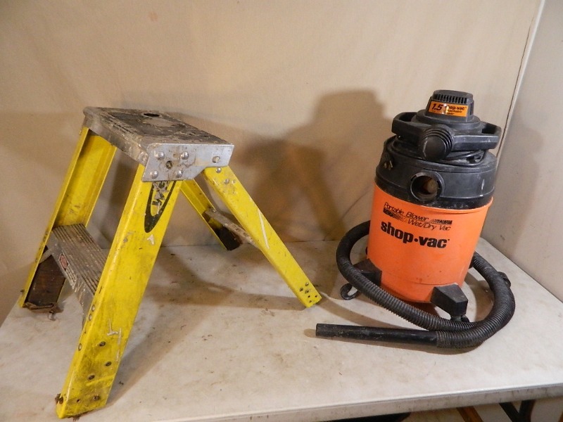 lot 143 image: Shop Vac and Folding Step Ladder