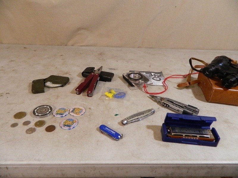 lot 148 image: Hohner Harmonica, Knives, and More