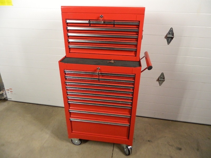 lot 1 image: Brand New Toolbox