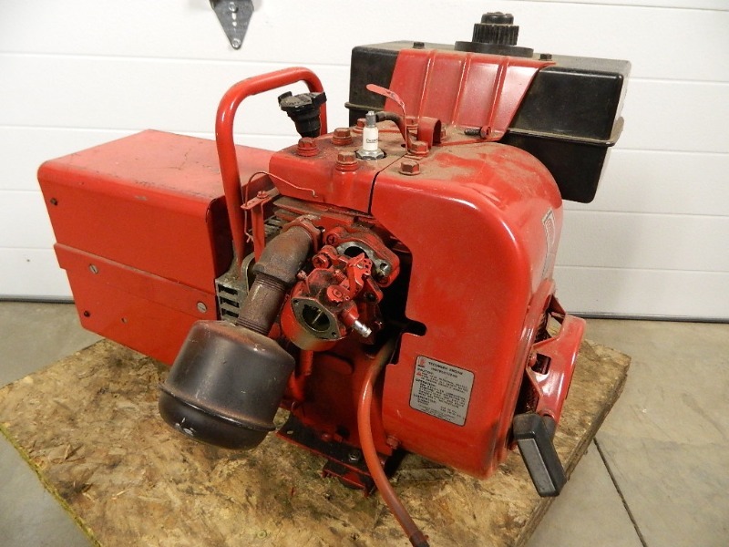 lot 16 image: Tecumseh Generator