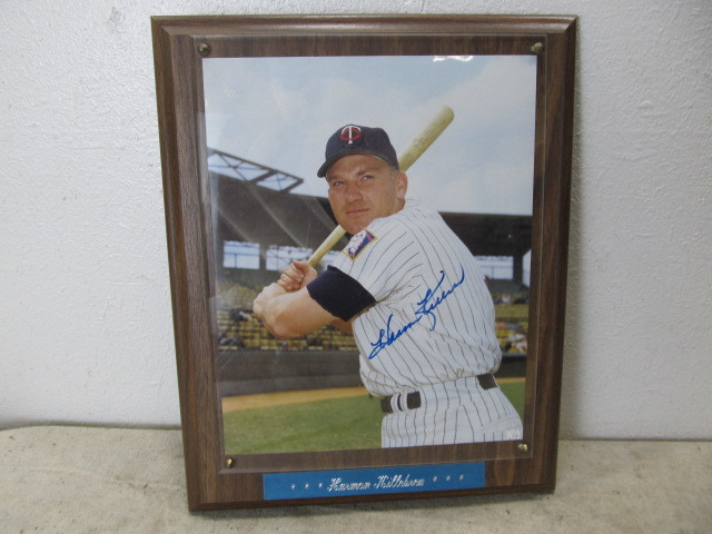 lot 14 image: Framed SIGNED Harmon Killebrew Photo