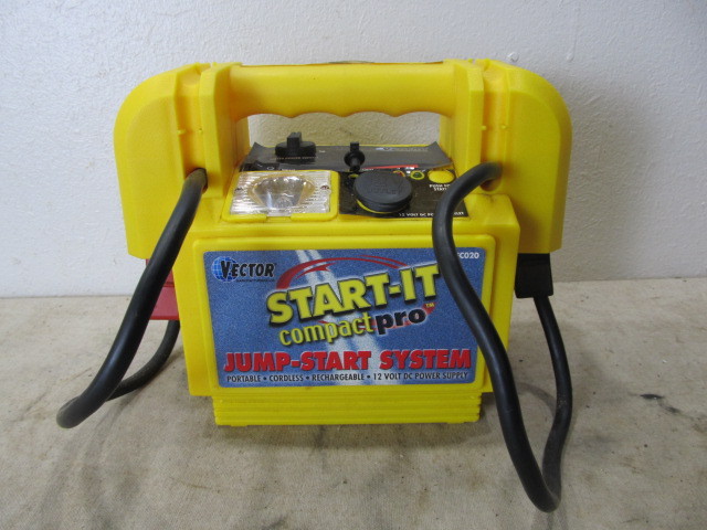 lot 28 image: Working Vector Jump Start System