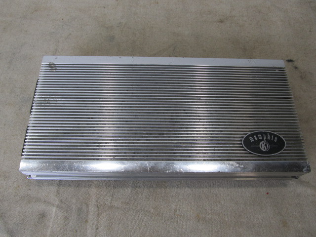lot 37 image: MEMPHIS 16-ST1000D &nbspCar Amp