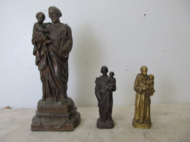lot 46 image: 3 VintageAntique SAINT THOMAS Cast Metal Statues
