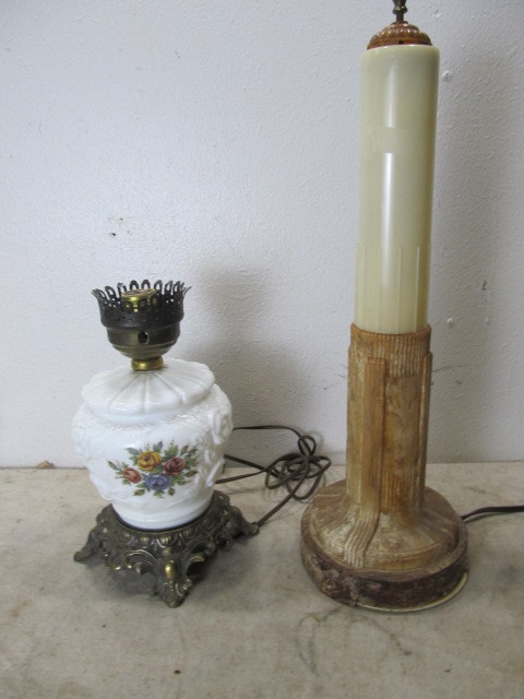 lot 59 image: Pair of Vintage Lamps