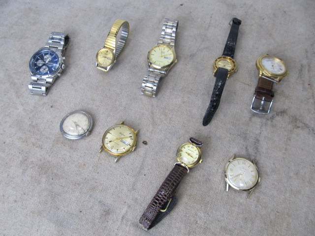 lot 70 image: Vintage Etc Mens Watches