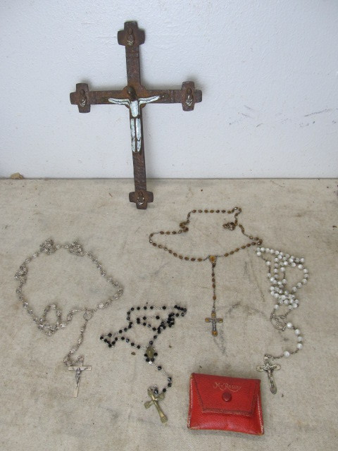 lot 75 image: OLD Vintage High Quality Sterling Rosaries & Iron Crucifix