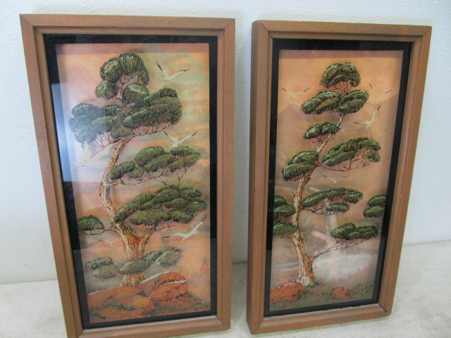lot 85 image: Pair of Reverse Painted Glass Oriental Artworks