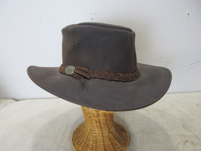 lot 88 image: Leather AUSSIE BUSH Hat