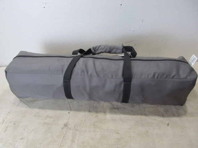 lot 94 image: Camping Tent
