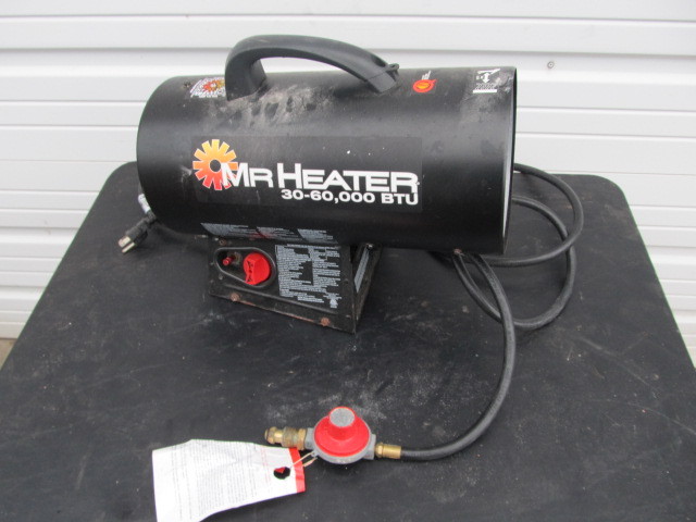 lot 118 image: Mr. Heater 30,000-60,000 BTU Heater